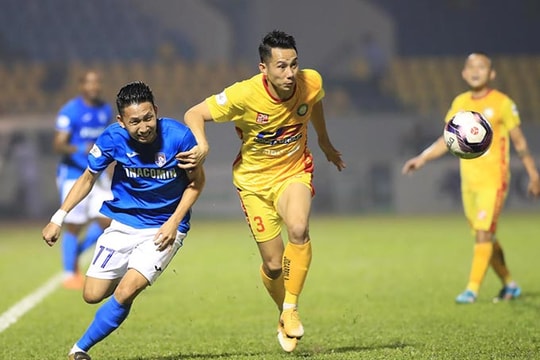 HAGL vươn lên đầu bảng; Than Quảng Ninh 2-0 Thanh Hóa: Chủ nhà thắng may mắn