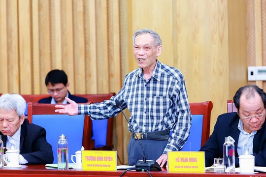 Lãnh đạo tỉnh Nghệ An làm việc với Tổ Tư vấn phát triển kinh tế - xã hội