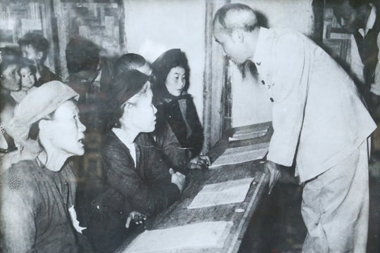 Tổ chức các hoạt động kỷ niệm 131 năm Ngày sinh Chủ tịch Hồ Chí Minh