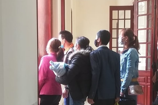 Tâm sự đắng đót của người vợ trẻ đang ở cữ thì phát hiện chồng buôn 'hàng trắng'