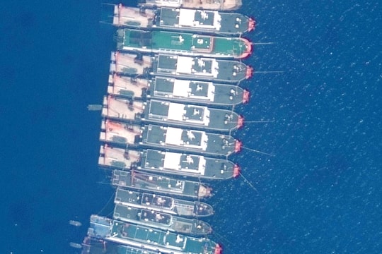 Mỹ và Philippines quan ngại về tàu của Trung Quốc hoạt động ở Biển Đông