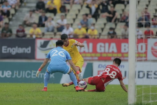 Hàng công kém cỏi của SLNA tại V.League 2021