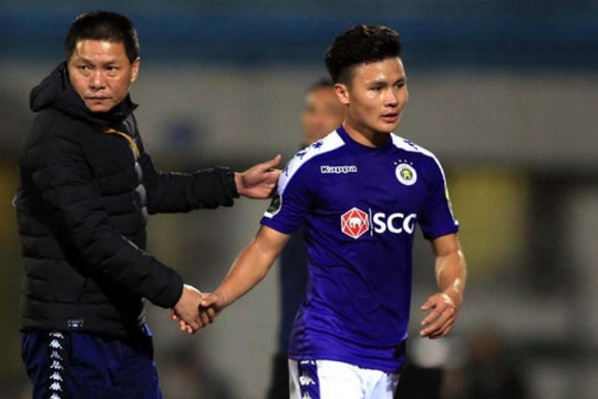 Viettel bám sát HAGL trong cuộc đua vô địch V-League; Người nâng tầm Quang Hải nhận cái kết đắng