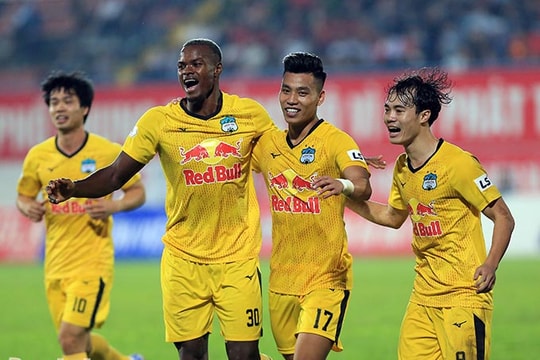 HLV Hoàng Văn Phúc bất ngờ khi được dẫn dắt Hà Nội; HAGL thắng bao nhiêu trận để vô địch V.League?