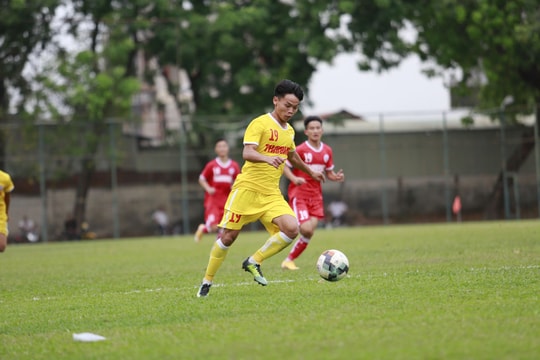 Hòa PVF, U19 Sông Lam Nghệ An giành vé vào Tứ kết 