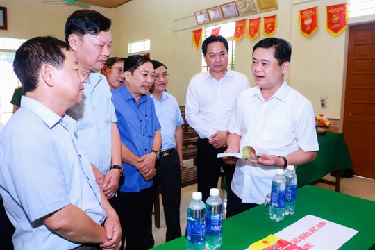 Bí thư Tỉnh ủy Thái Thanh Quý kiểm tra công tác chuẩn bị bầu cử tại huyện Tân Kỳ và Diễn Châu