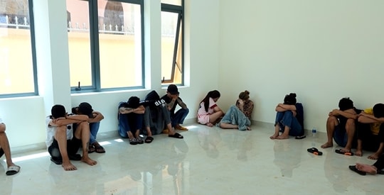 29 nam, nữ thanh niên thuê homestay để bay lắc