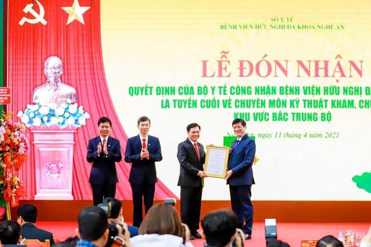 Video: Công bố Quyết định Bệnh viện HNĐK Nghệ An là tuyến cuối khám chữa bệnh khu vực Bắc Trung bộ