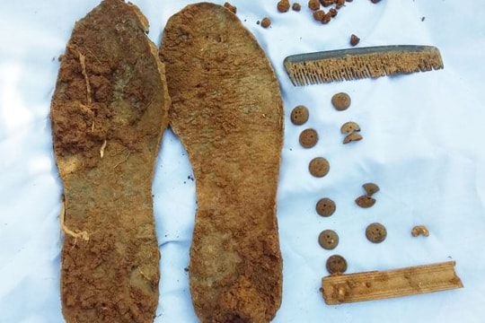 Quân khu 4 quy tập được hài cốt liệt sĩ kèm theo di vật có khắc tên