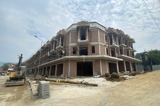 Cất nóc chợ đầu mối trung tâm miền Tây xứ Nghệ