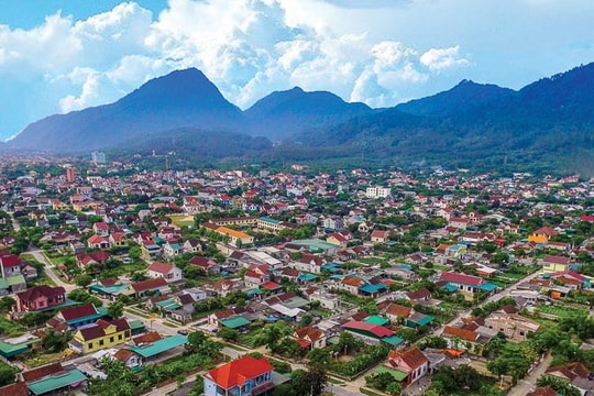 Giới đầu tư bất động sản sục sôi theo 'sóng' thị trường ở thị xã Hồng Lĩnh (Hà Tĩnh)