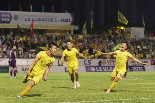 Sông Lam Nghệ An - Hồng Lĩnh Hà Tĩnh: 'Nhiệm vụ bất khả thi' của đội khách?