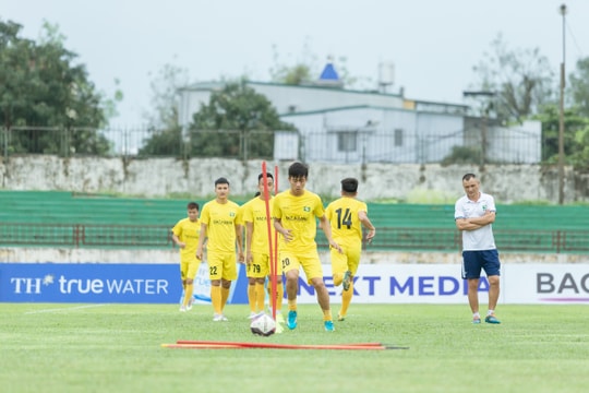 Cầu thủ SLNA hào hứng trước trận đấu tái ngộ Phi Sơn trên sân Vinh