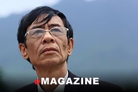 Hoàng Nhuận Cầm: ‘Anh một mình náo động, một mình anh’...