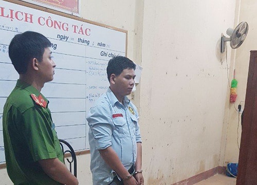 Bắt 'Sugar Daddy' dùng clip nóng tống tiền