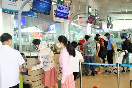 Vietnam Airlines mở đầu mùa du lịch Hè 2021 với đường bay Vinh-Đà Nẵng và Vinh-Phú Quốc