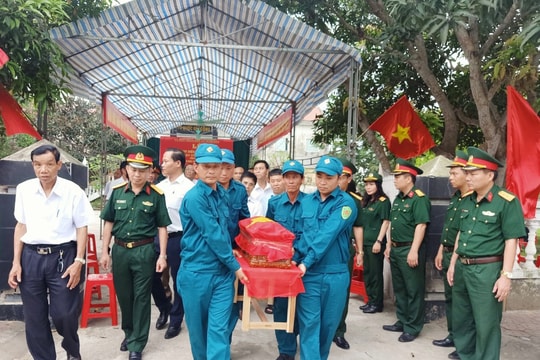 TP Vinh: Truy điệu và an táng hài cốt liệt sĩ hy sinh ở đường 9, Quảng Trị