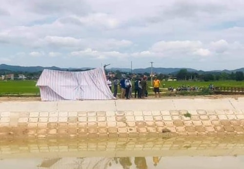 Tìm thấy thi thể người bạn đi cùng với người phụ nữ trôi trên kênh thủy lợi 