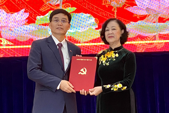 Bộ Chính trị điều động đồng chí Nguyễn Đình Trung làm Bí thư Tỉnh ủy Đắk Lắk