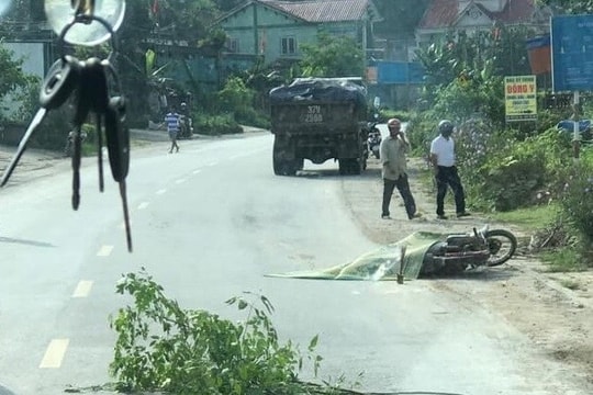 Người đàn ông bị xe tải cán tử vong trên Quốc lộ 7