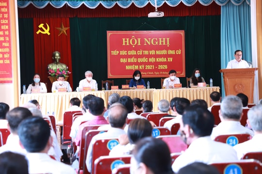 5 ứng cử viên đại biểu Quốc hội vận động bầu cử cử tri 6 phường, xã của thành phố Vinh