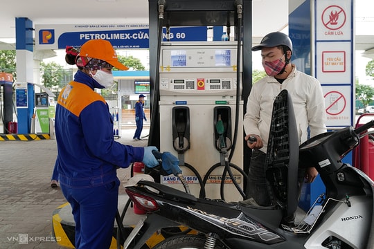 Giá xăng, dầu ngày mai có thể tăng tiếp