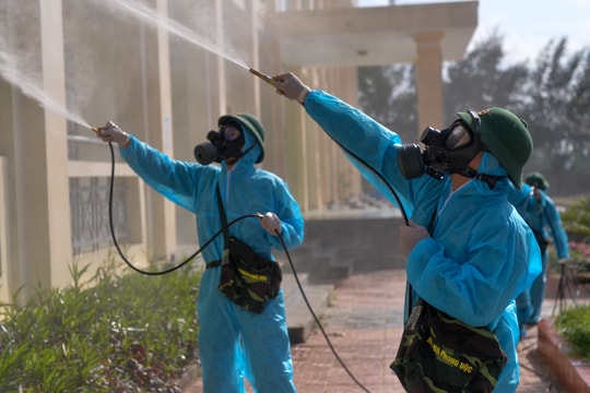 Sáng 12/5: Thêm 33 ca bệnh cộng đồng tại 6 tỉnh, thành