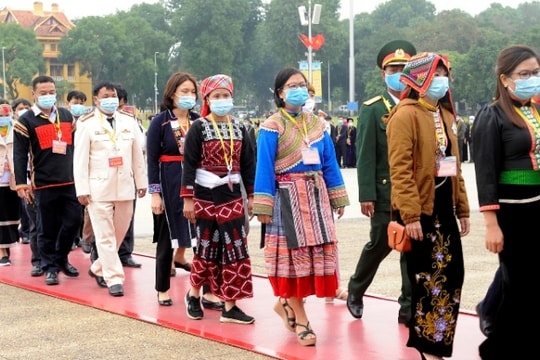 Ứng viên ĐBQH là người dân tộc thiểu số đang 'gánh' nhiều cơ cấu?