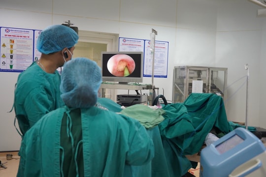 Bệnh viện Đa khoa Cửa Đông ứng dụng các kỹ thuật tiên tiến điều trị hiệu quả bệnh lý sỏi tiết niệu