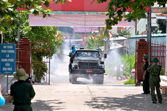 Nghệ An khẩn trương rà soát người về từ địa phương có ca bệnh cộng đồng