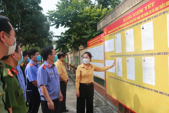 Chủ tịch Ủy ban Mặt trận Tổ quốc tỉnh kiểm tra công tác chuẩn bị bầu cử tại Trại tạm giam