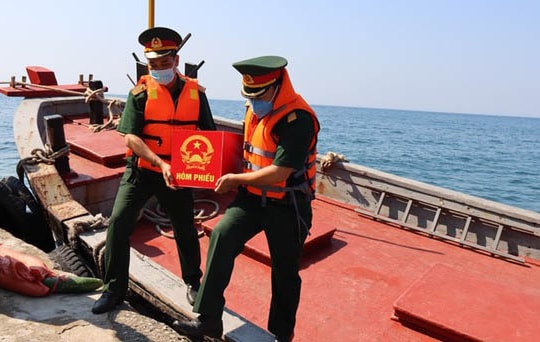 Bầu cử đặc biệt trên hai đảo tiền tiêu ở Nghệ An 