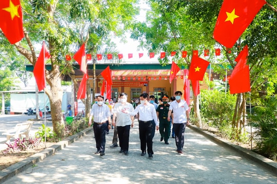 Bí thư Tỉnh ủy Nghệ An Thái Thanh Quý kiểm tra công tác bầu cử đại biểu Quốc hội và HĐND các cấp 