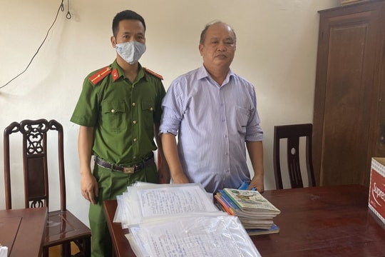  Bắt kẻ cho người nghèo vay nặng lãi ở Quế Phong