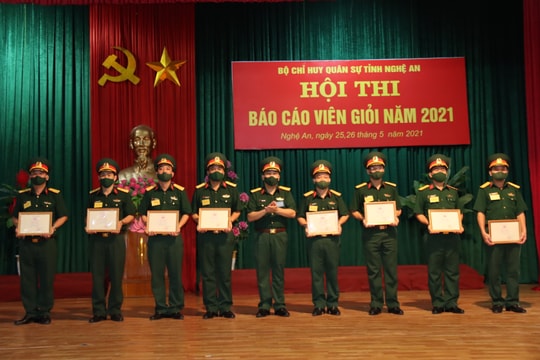 Đảng ủy Bộ CHQS tỉnh tổ chức Bế mạc Hội thi báo cáo viên giỏi năm 2021