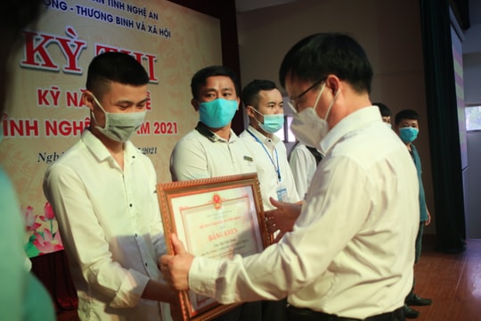 4 giải Nhất được trao tại kỳ thi Kỹ năng nghề tỉnh Nghệ An năm 2021