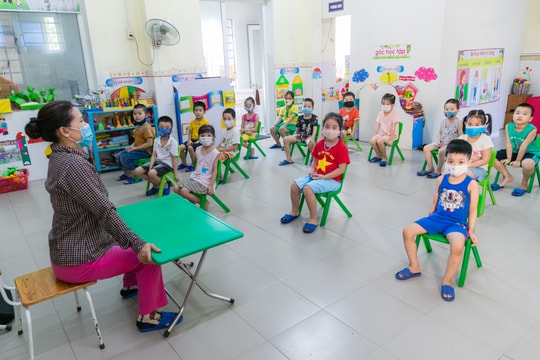 Học sinh mầm non nghỉ học vì Covid-19, cả phụ huynh và nhà trường 'đau đầu'