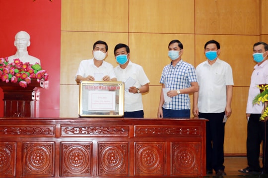 Ngành Giáo dục Nghệ An phát động, quyên góp ủng hộ chống dịch Covid - 19