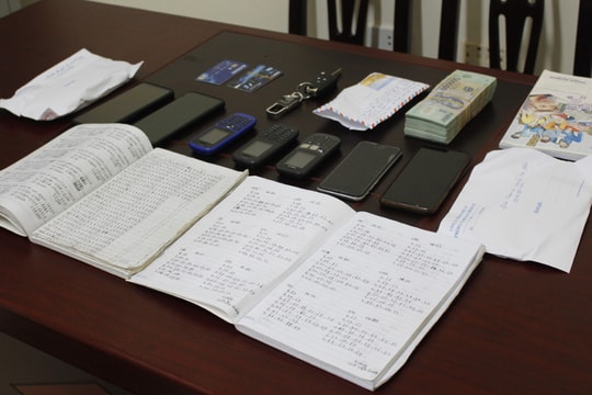 Công an Nghệ An phá đường dây đánh bạc ở Hoàng Mai với số tiền hơn 60 tỉ đồng