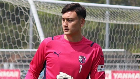 'Nạn nhân' của Văn Hậu quyết đòi nợ tuyển Việt Nam; Đặng Văn Lâm có thể được bắt chính ở Nhật Bản