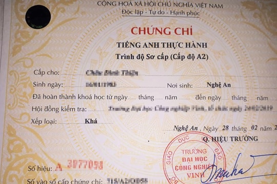 Bộ Nội vụ đề nghị bỏ chứng chỉ ngoại ngữ, tin học khi bổ nhiệm cán bộ