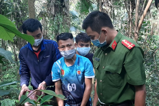 Bắt kẻ trộm 'lòi' ra con nghiện tàng trữ ma túy