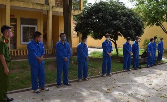 Khởi tố 9 đối tượng tổ chức đánh bạc và cá độ bóng đá 500 tỷ đồng