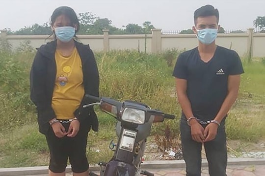 Thiếu nữ 16 tuổi rủ tình nhân cướp tài sản giữa đêm khuya