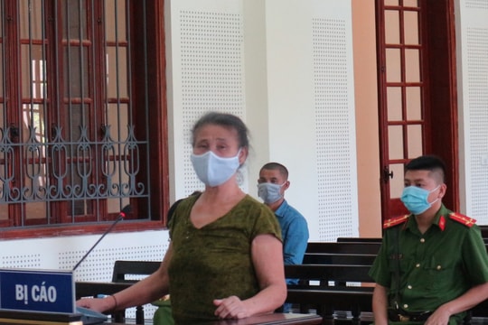 Vợ dùng dây thừng siết cổ chồng đến chết