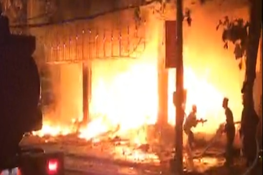 Video: Cận cảnh vụ cháy thương tâm khiến 6 người tử vong ở TP. Vinh 