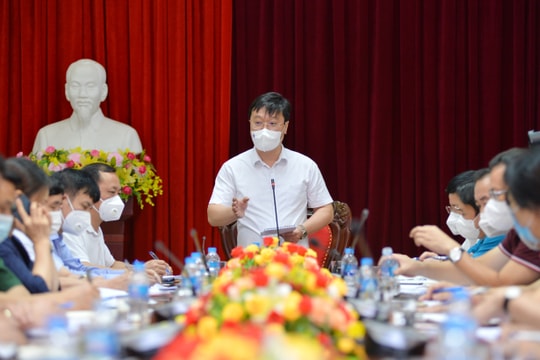 Chủ tịch UBND tỉnh quyết định phong tỏa 3 khối dân cư, giãn cách cả phường Hưng Dũng (TP Vinh)