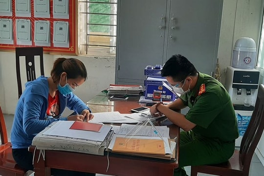 Triệu tập đối tượng đăng tin sai sự thật liên quan đến trường hợp nhiễm Covid-19 tại TP. Vinh