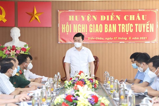Chủ tịch UBND tỉnh Nghệ An: Tăng cường các biện pháp mạnh hơn để khống chế dịch Covid-19 ở Diễn Châu