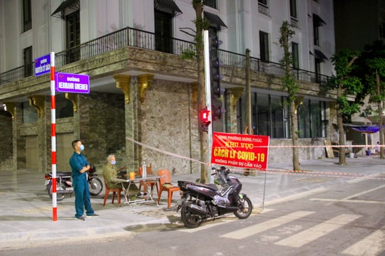 Phong tỏa 850 hộ dân của 5 khối phường Hưng Phúc, TP Vinh